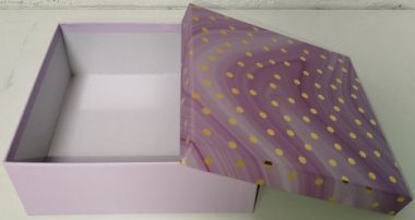  - Geschenkartikel Allgemein - Geschenkschachteln - Kartonage Violett mit Punkten